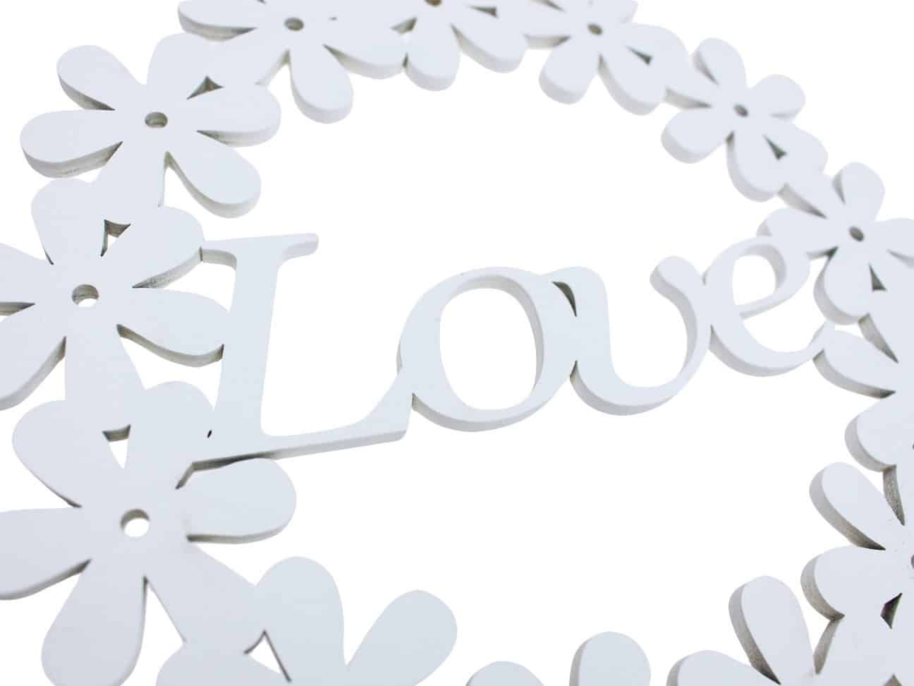 Drewniany wianek Love 25cm