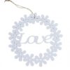 Drewniany wianek Love 25cm