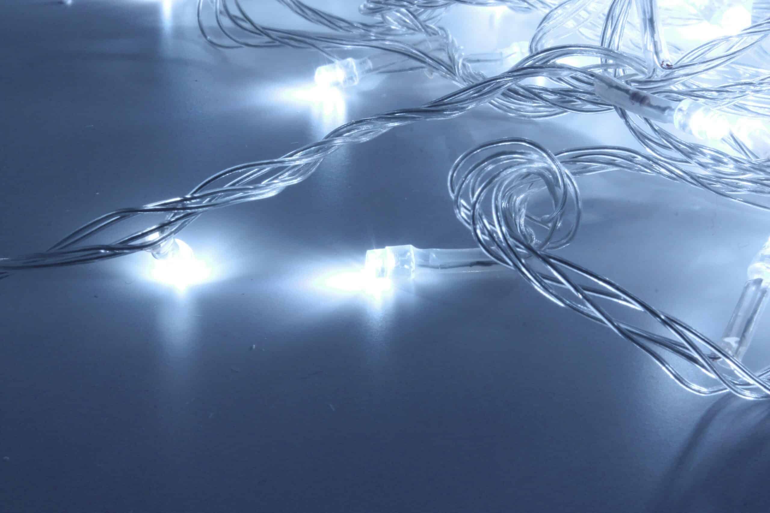 Lampki LED 100 Punktów Zimne