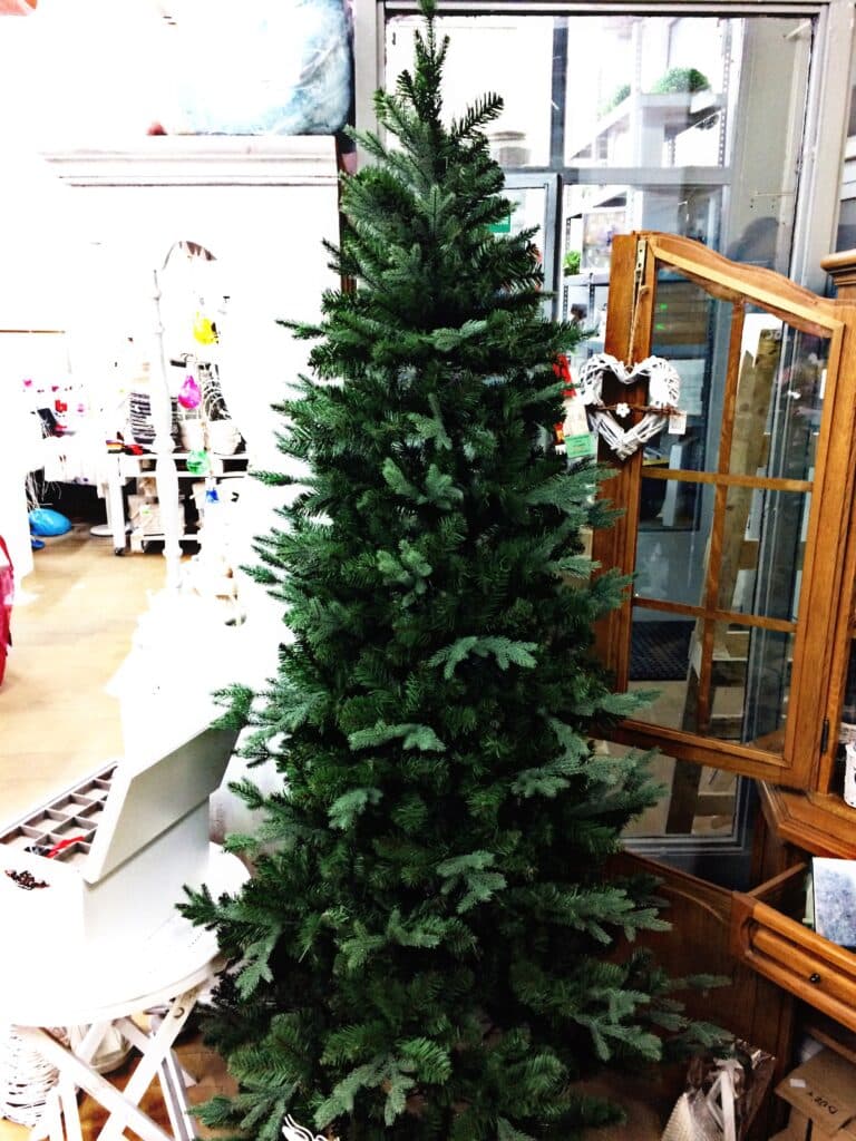 Sztuczna Choinka 1053 Gałązek, Smukła 210cm