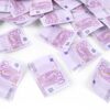 Tuba z banknotami 500 EUR