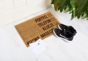 Wycieraczka PORTFEL TELEFON KLUCZE KU*WA MASECZKA