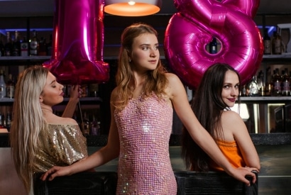 Rozjaśnij swoje 18 urodziny balonami! - Balony na 18-stkę