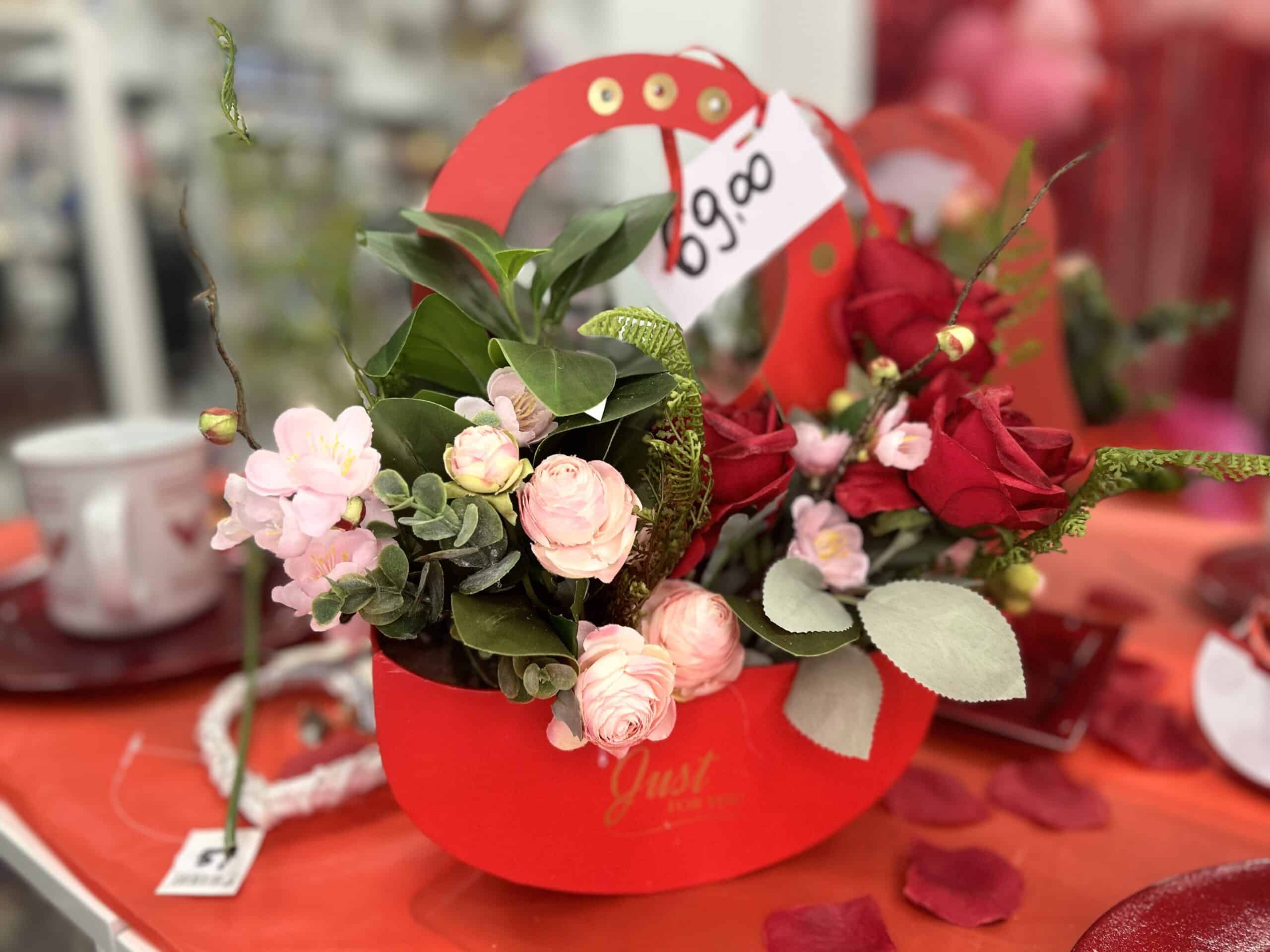 Ręcznie robiony flower box na walentynki