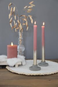 Dwupak świec różowych z eleganckim brokatem
