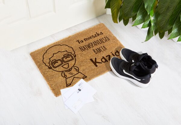 Wycieraczka prezent na dzień babci z imieniem