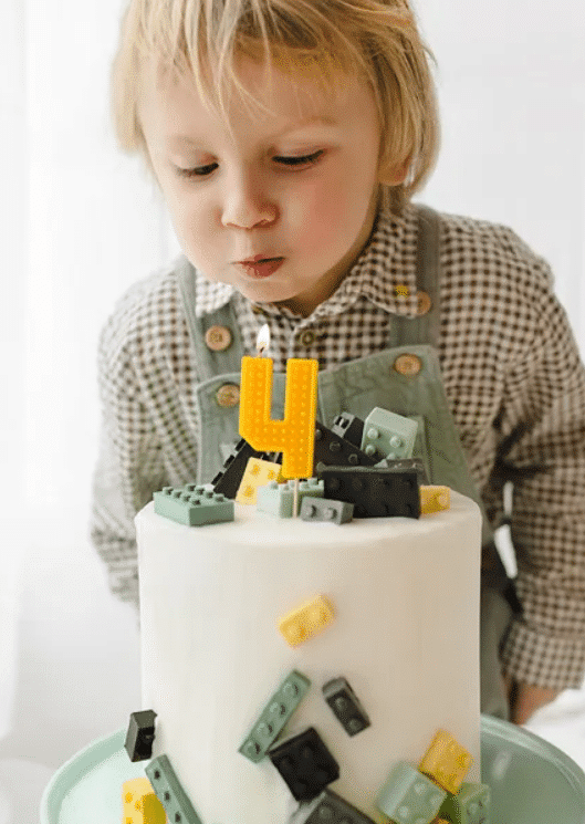 Świeczka na tort cyfra 4 lego