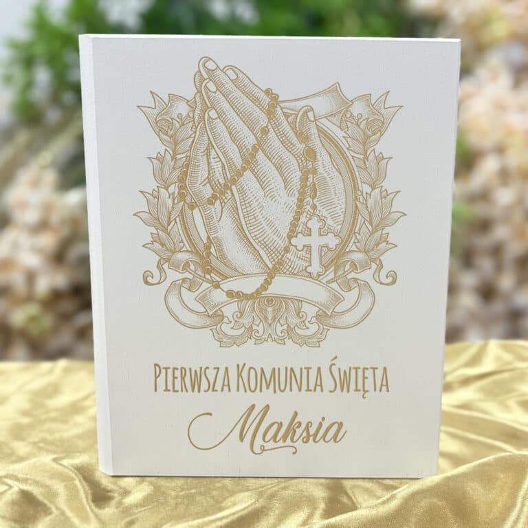 Pudełko pamiątka z okazji I Komunii Świętej dedykacja Biblia