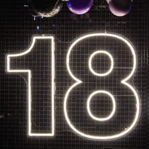 Napis ledowy na 18-stke