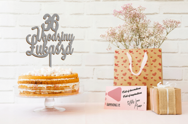 Topper na tort dowolny tekst drewniany w kolorze srebrnym