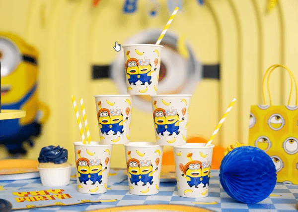 C:\Users\DAM-DUS\Desktop\7-Kubeczki Minionki, 250 ml, mix (1 op. _ 6 szt.)